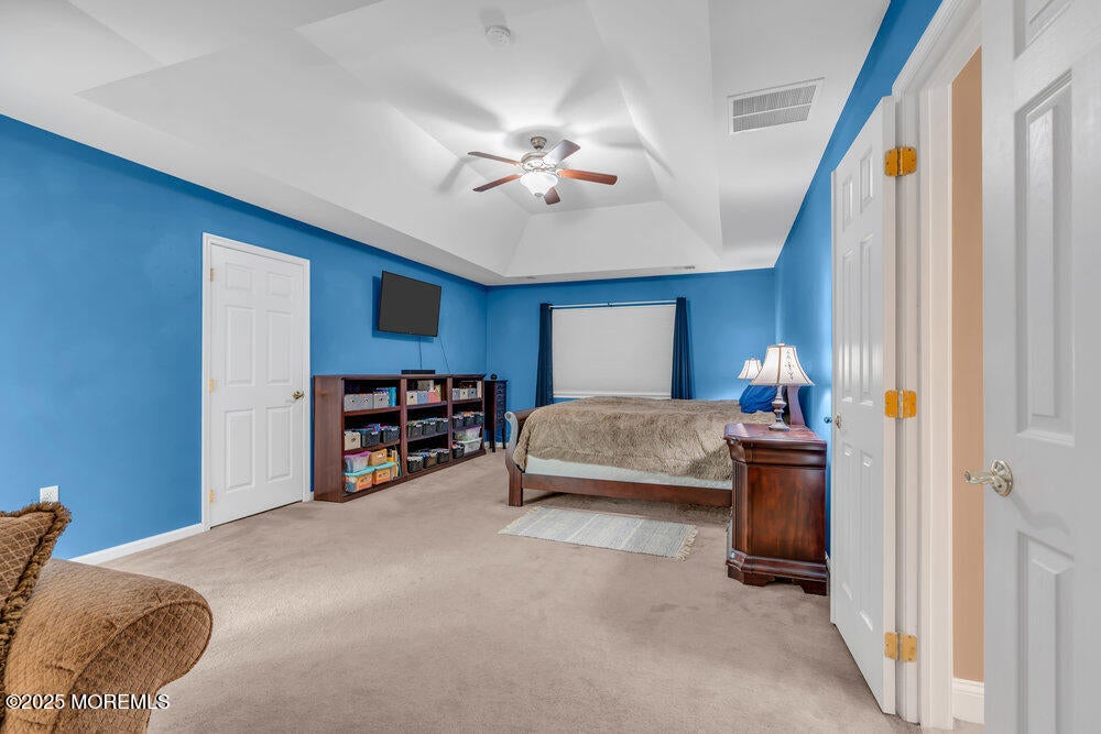 Manalapan, New Jersey, 07726, United States, 4 Bedrooms Bedrooms, ,4 BathroomsBathrooms,Residential,Active,1871928