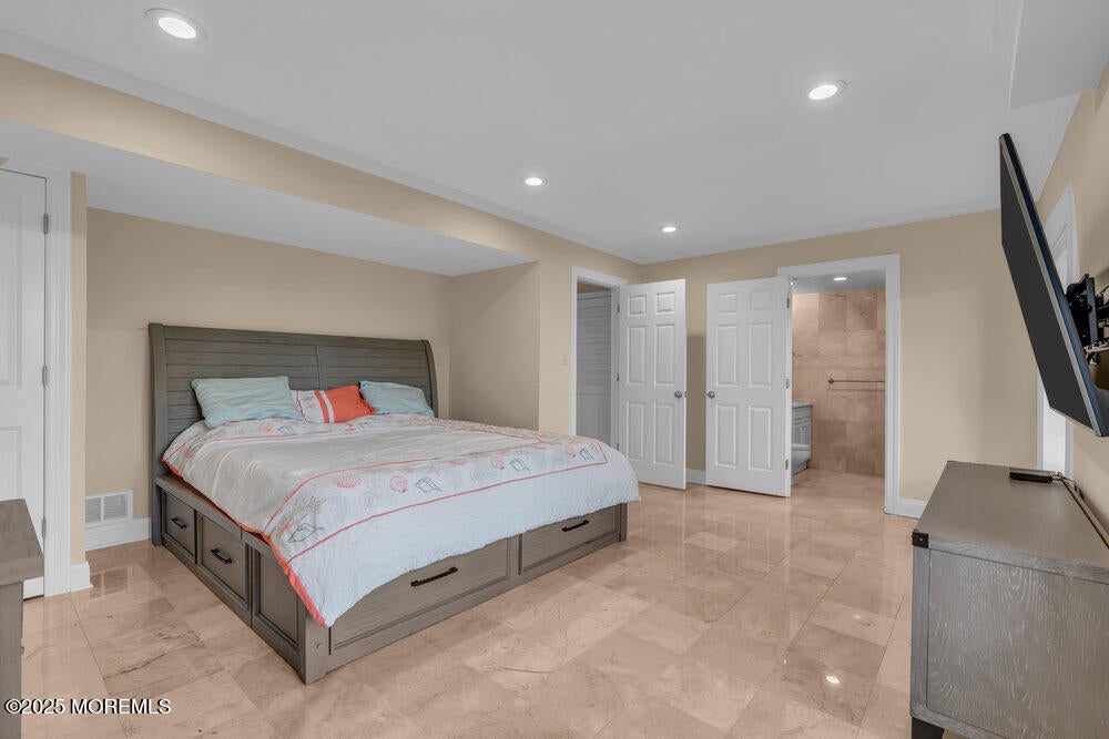 Long Branch, New Jersey, 07740, United States, 4 Bedrooms Bedrooms, ,4 BathroomsBathrooms,Residential,Active,1941125