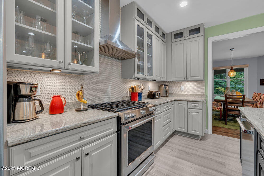 Eatontown, New Jersey, 07724, United States, 5 Bedrooms Bedrooms, ,3 BathroomsBathrooms,Residential,Active,1922289