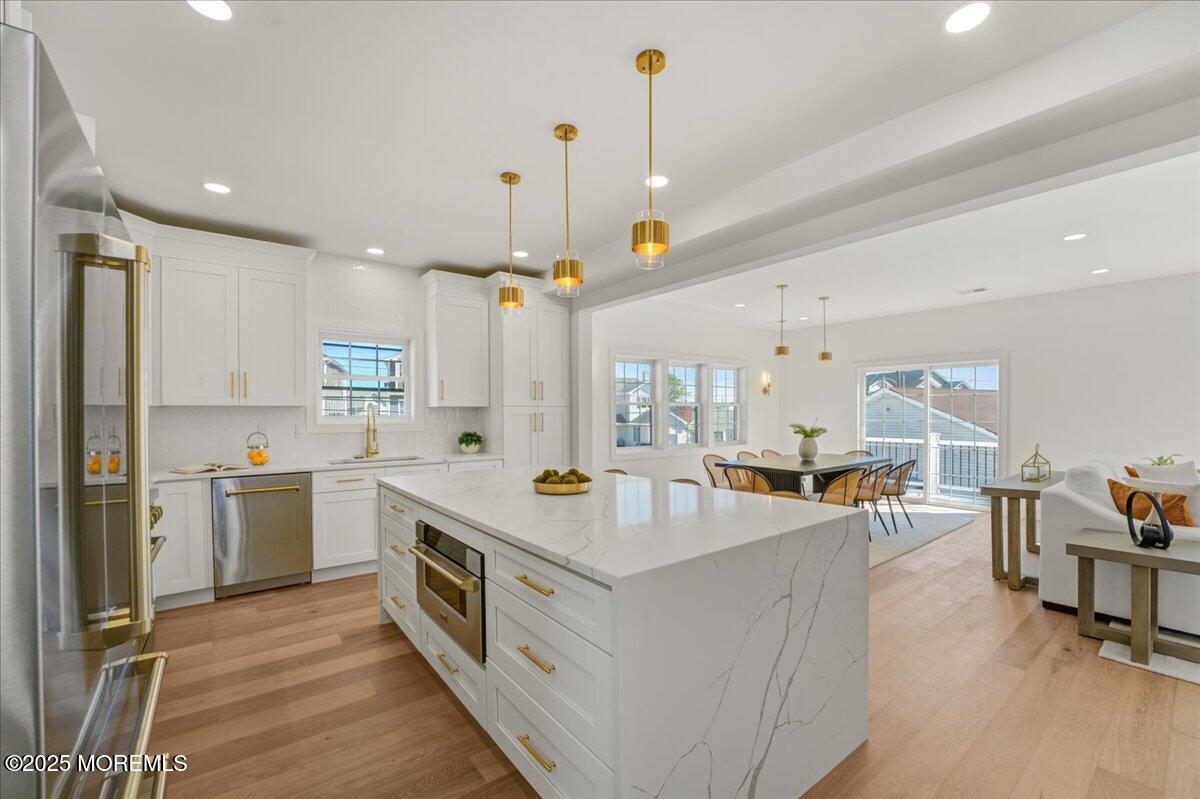 Brick, New Jersey, 08723, United States, 5 Bedrooms Bedrooms, ,3 BathroomsBathrooms,Residential,Active,2009154