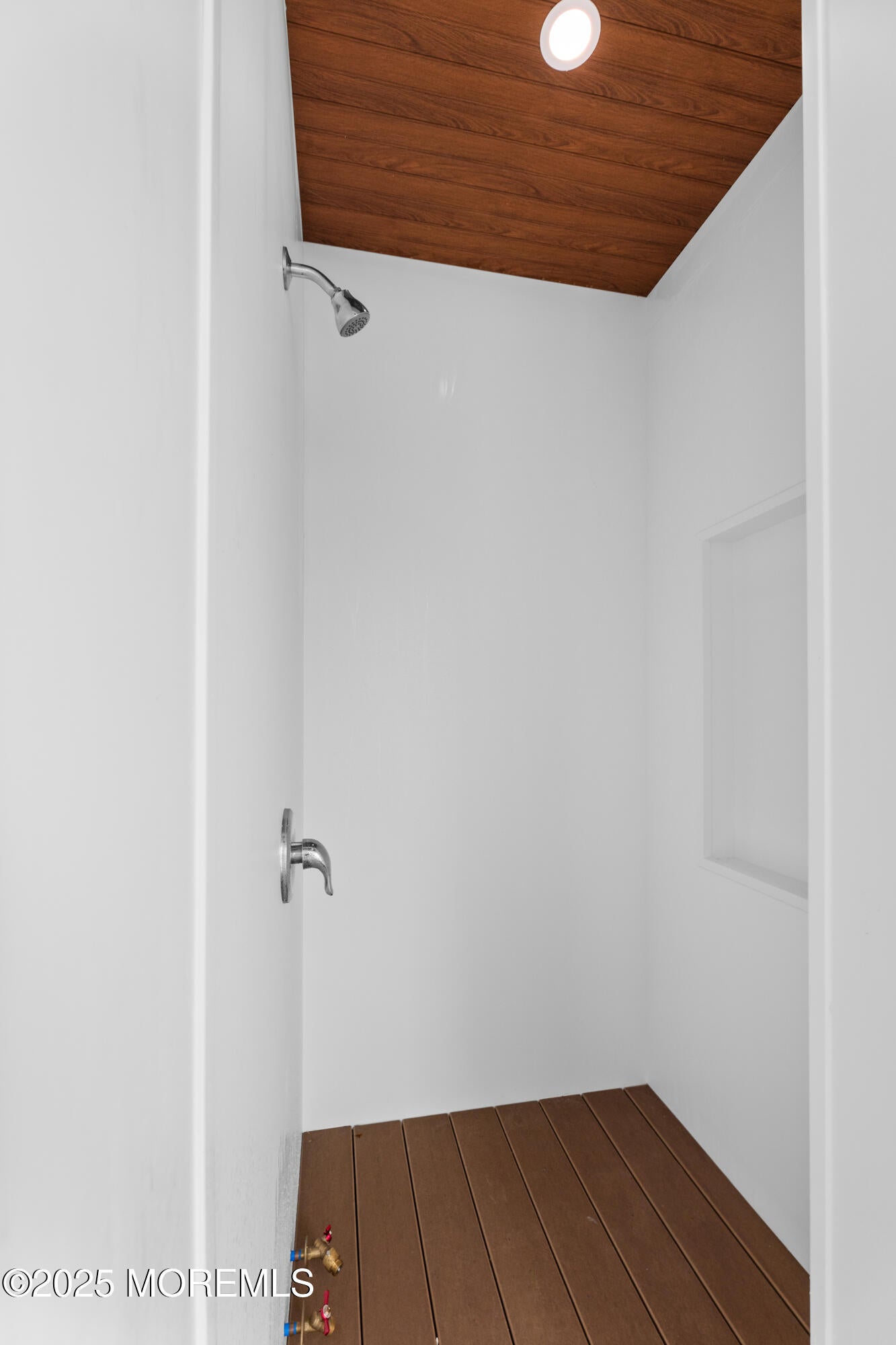 Beach Haven, New Jersey, 08008, United States, 6 Bedrooms Bedrooms, ,6 BathroomsBathrooms,Residential,Active,1969766