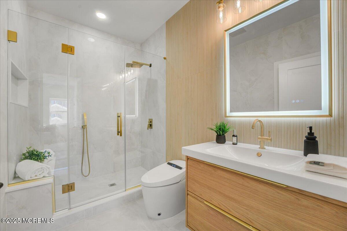 Brick, New Jersey, 08723, United States, 5 Bedrooms Bedrooms, ,3 BathroomsBathrooms,Residential,Active,2009154