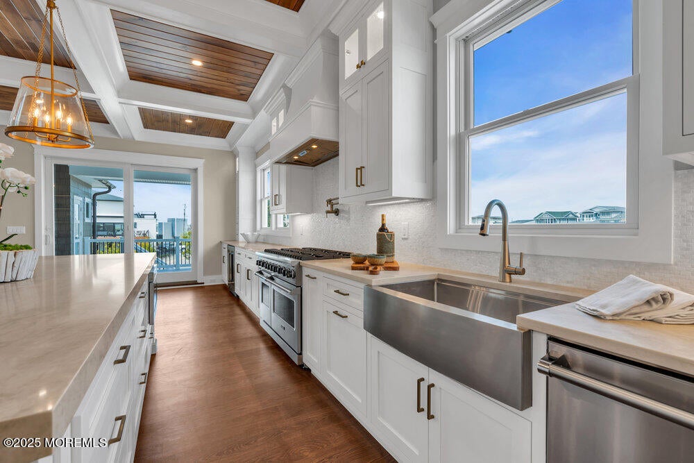 Lavallette, New Jersey, 08735, United States, 6 Bedrooms Bedrooms, ,6 BathroomsBathrooms,Residential,Active,1988716