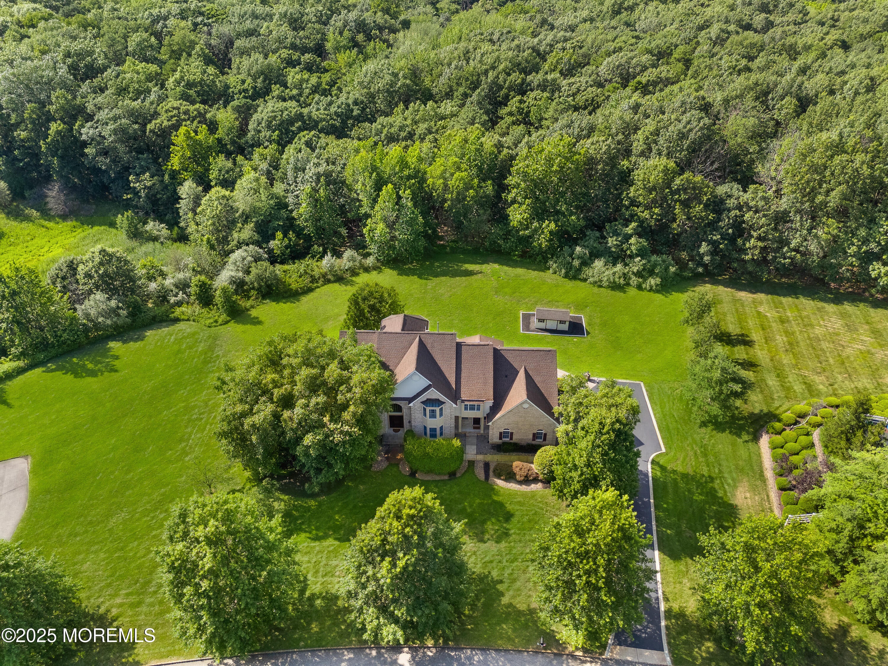 Millstone, New Jersey, 08510, United States, 5 Bedrooms Bedrooms, ,6 BathroomsBathrooms,Residential,Active,1954020