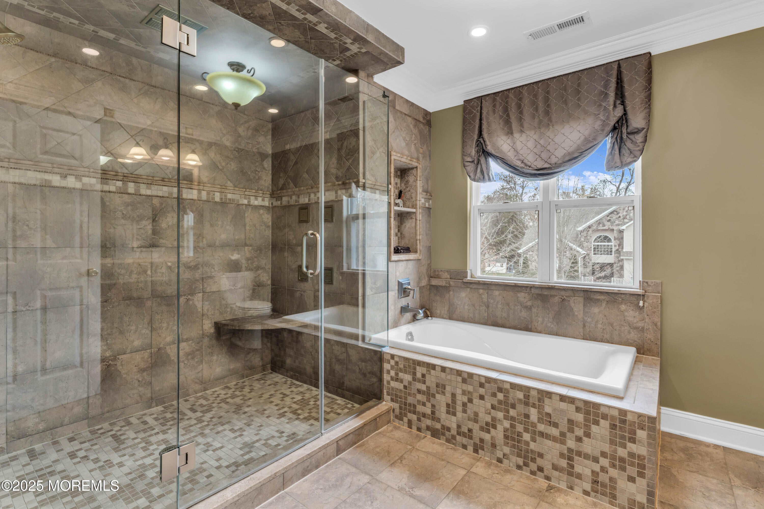 Old Bridge, New Jersey, 08857, United States, 5 Bedrooms Bedrooms, ,4 BathroomsBathrooms,Residential,Pending,1992258