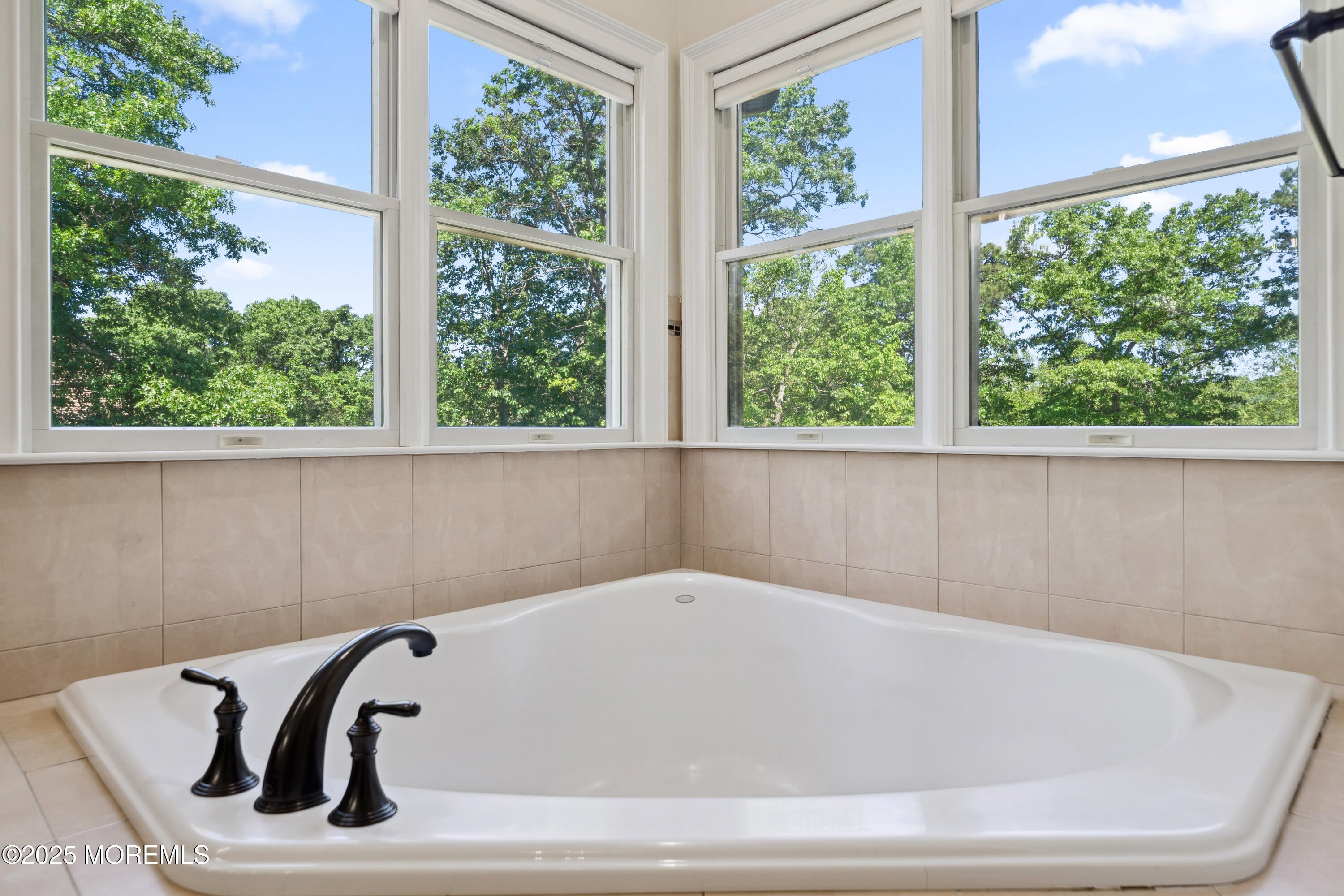 Howell, New Jersey, 07731, United States, 4 Bedrooms Bedrooms, ,3 BathroomsBathrooms,Residential,Active,1903222