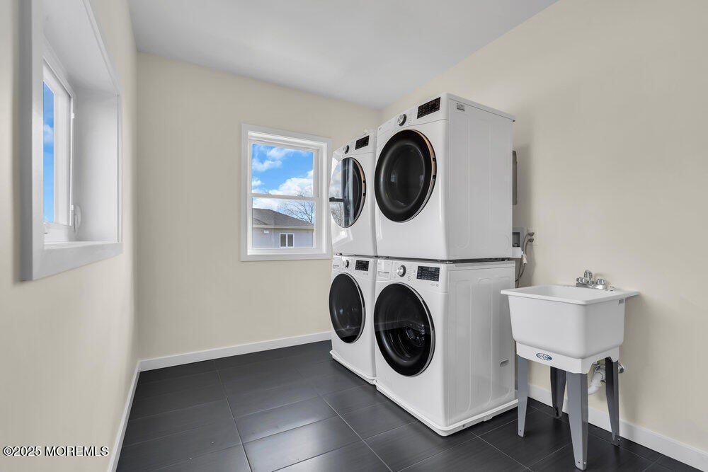 Jackson, New Jersey, 08527, United States, 6 Bedrooms Bedrooms, ,4 BathroomsBathrooms,Residential,Active,2007039