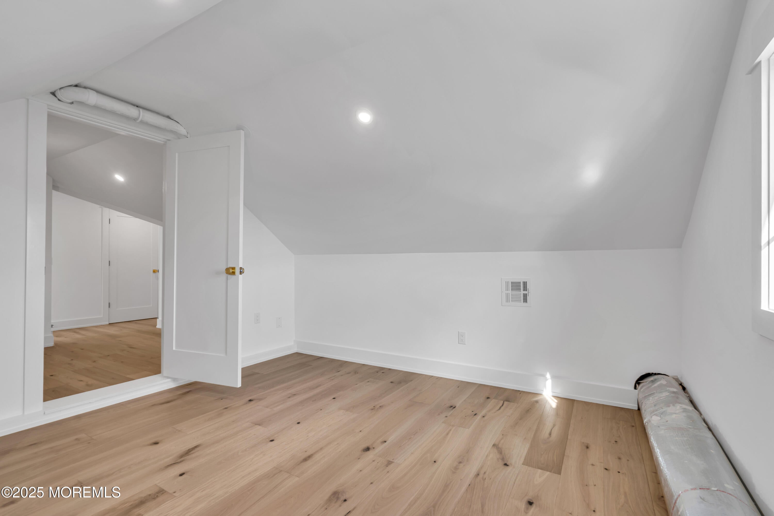 Point Pleasant, New Jersey, 08742, United States, 5 Bedrooms Bedrooms, ,4 BathroomsBathrooms,Residential,Active,1992294