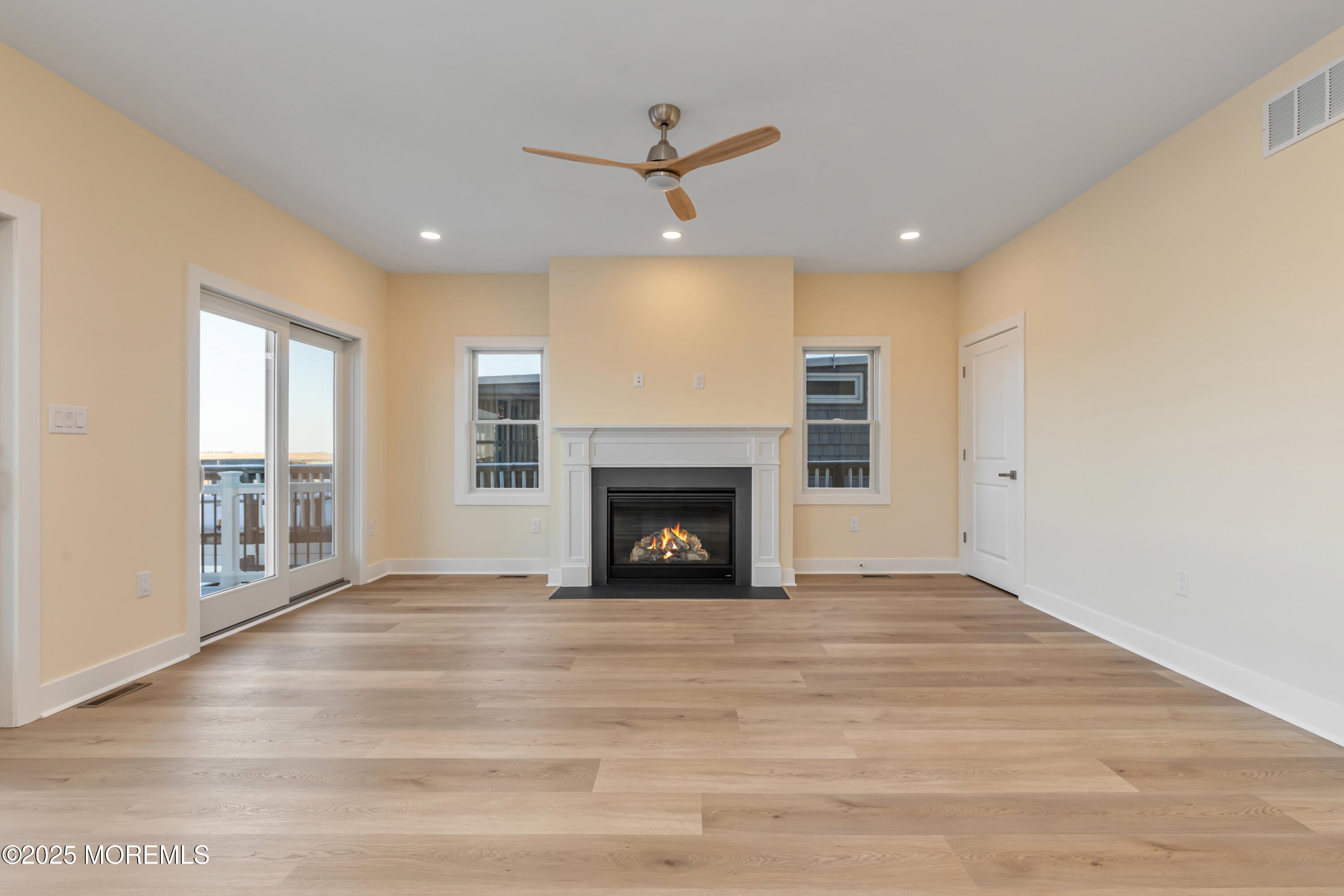 Tuckerton, New Jersey, 08087, United States, 4 Bedrooms Bedrooms, ,4 BathroomsBathrooms,Residential,Active,2007234