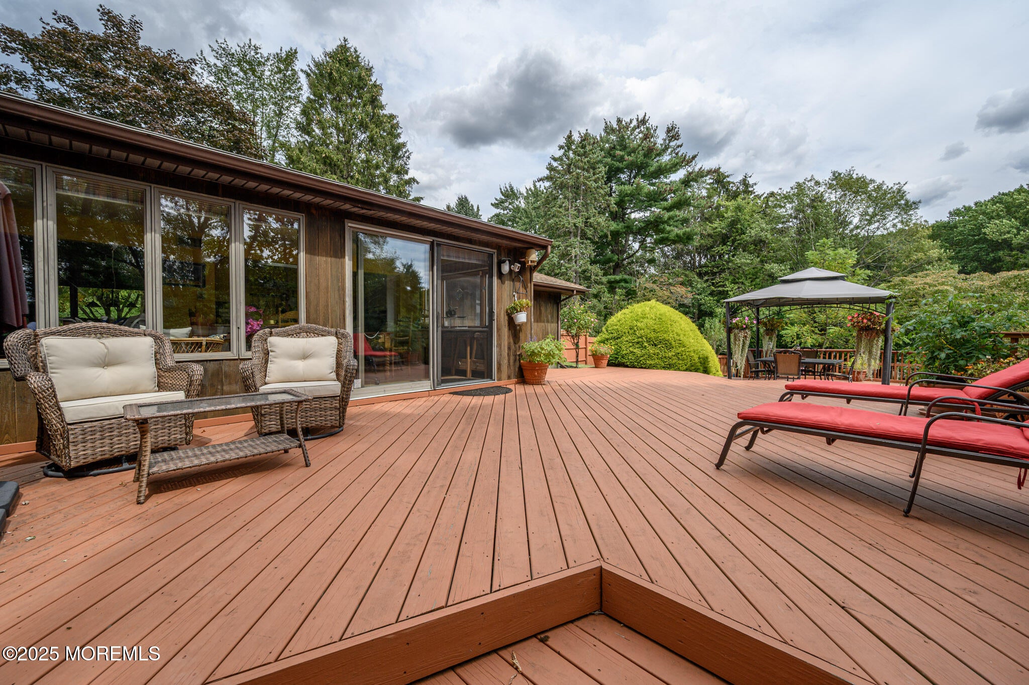 Holmdel, New Jersey, 07733, United States, 4 Bedrooms Bedrooms, ,3 BathroomsBathrooms,Residential,Active,1962185