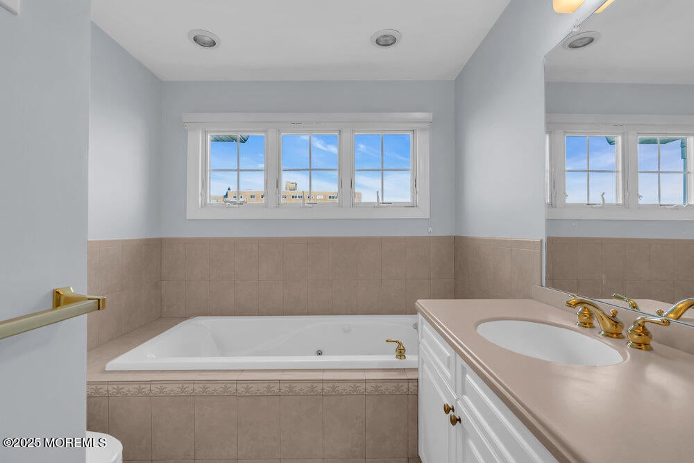 Long Branch, New Jersey, 07740, United States, 4 Bedrooms Bedrooms, ,4 BathroomsBathrooms,Residential,Active,1941125