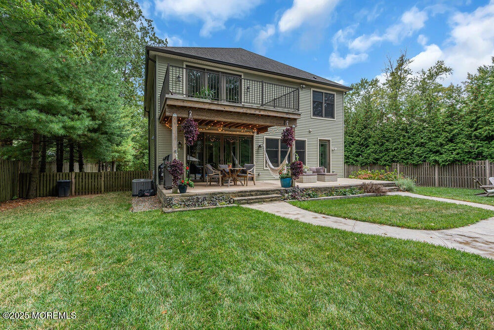 Eatontown, New Jersey, 07724, United States, 5 Bedrooms Bedrooms, ,3 BathroomsBathrooms,Residential,Active,1922289