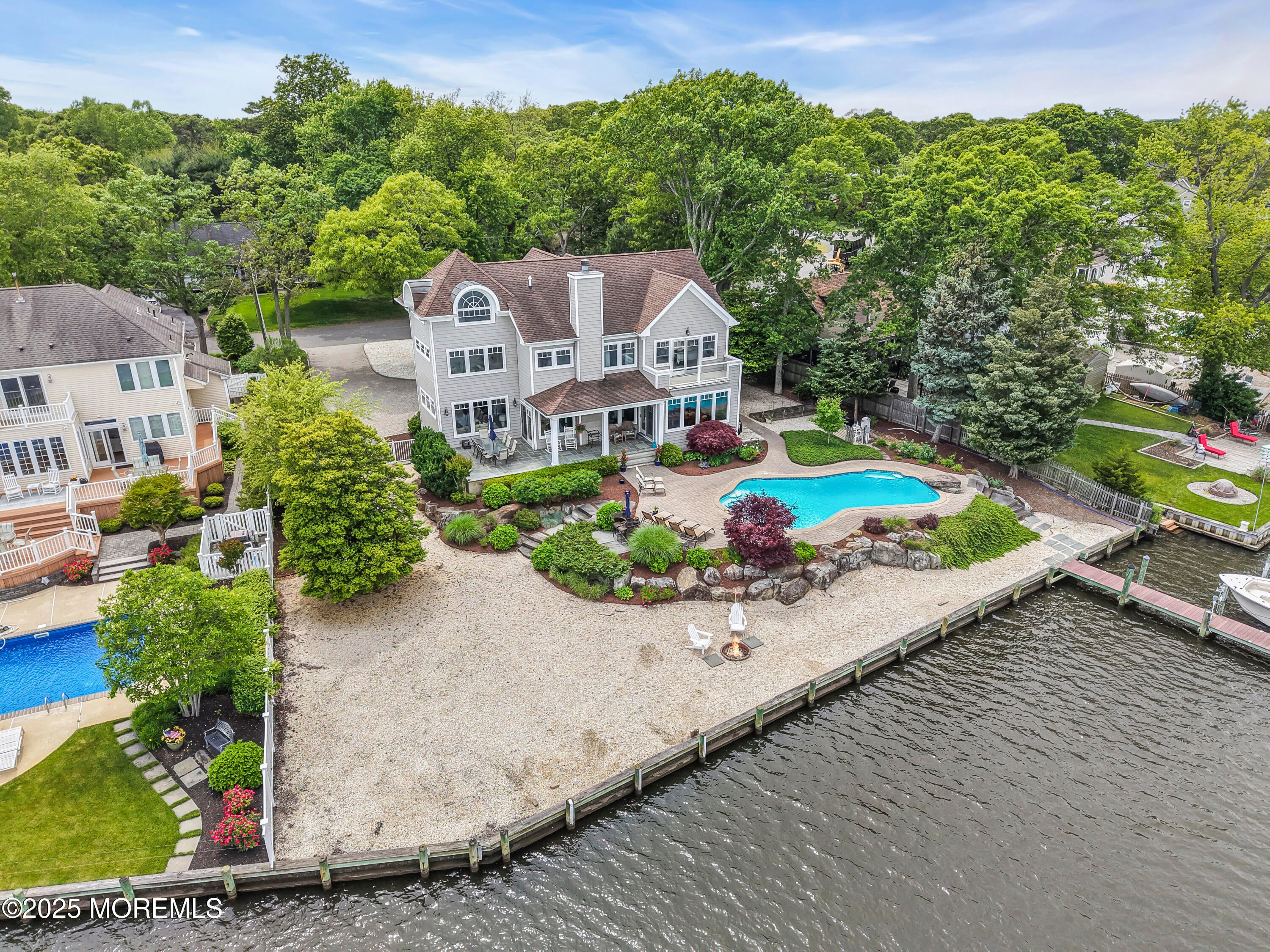 Brick, New Jersey, 08724, United States, 5 Bedrooms Bedrooms, ,3 BathroomsBathrooms,Residential,Pending,1829918