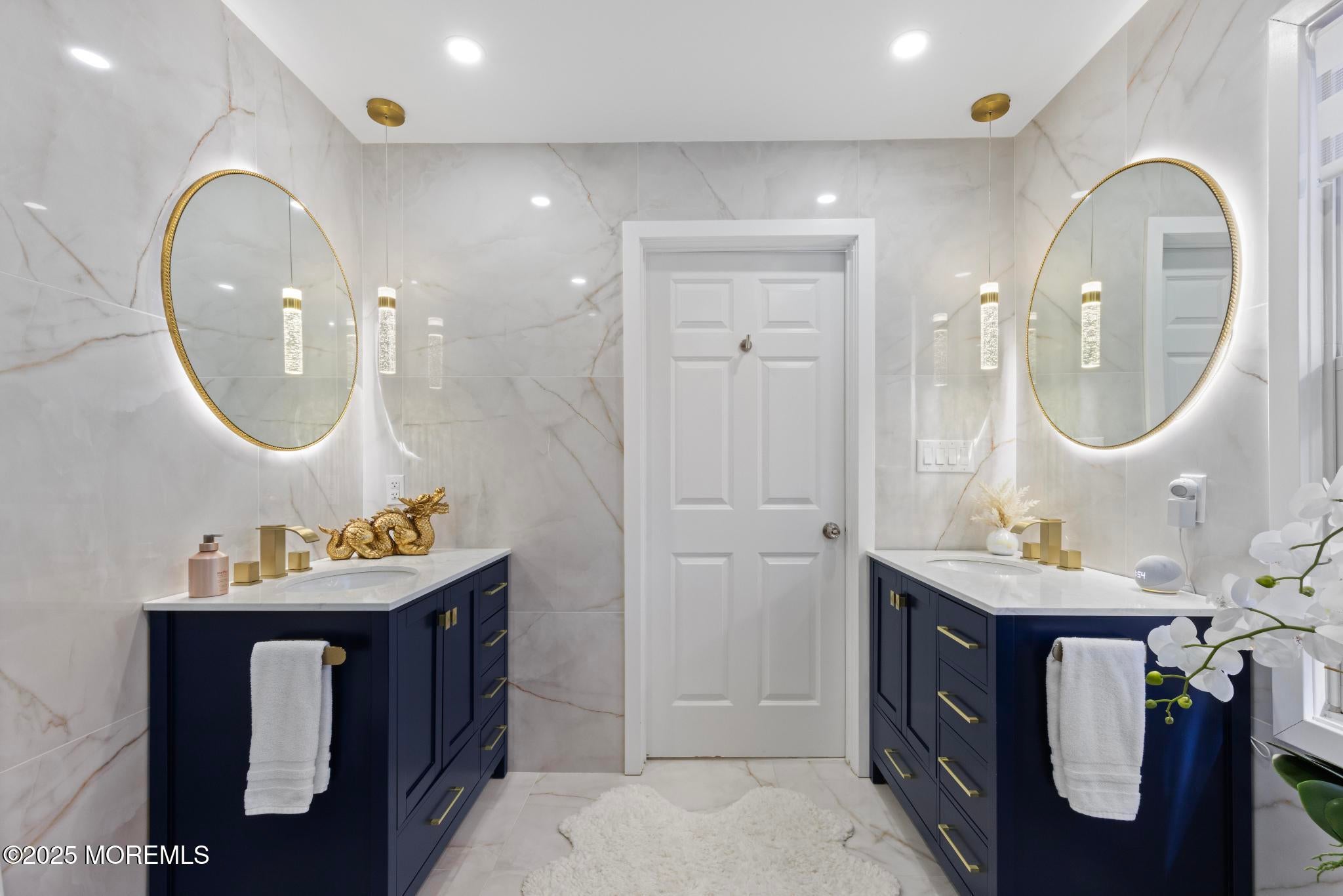 West Long Branch, New Jersey, 07764, United States, 4 Bedrooms Bedrooms, ,4 BathroomsBathrooms,Residential,Active,1903194