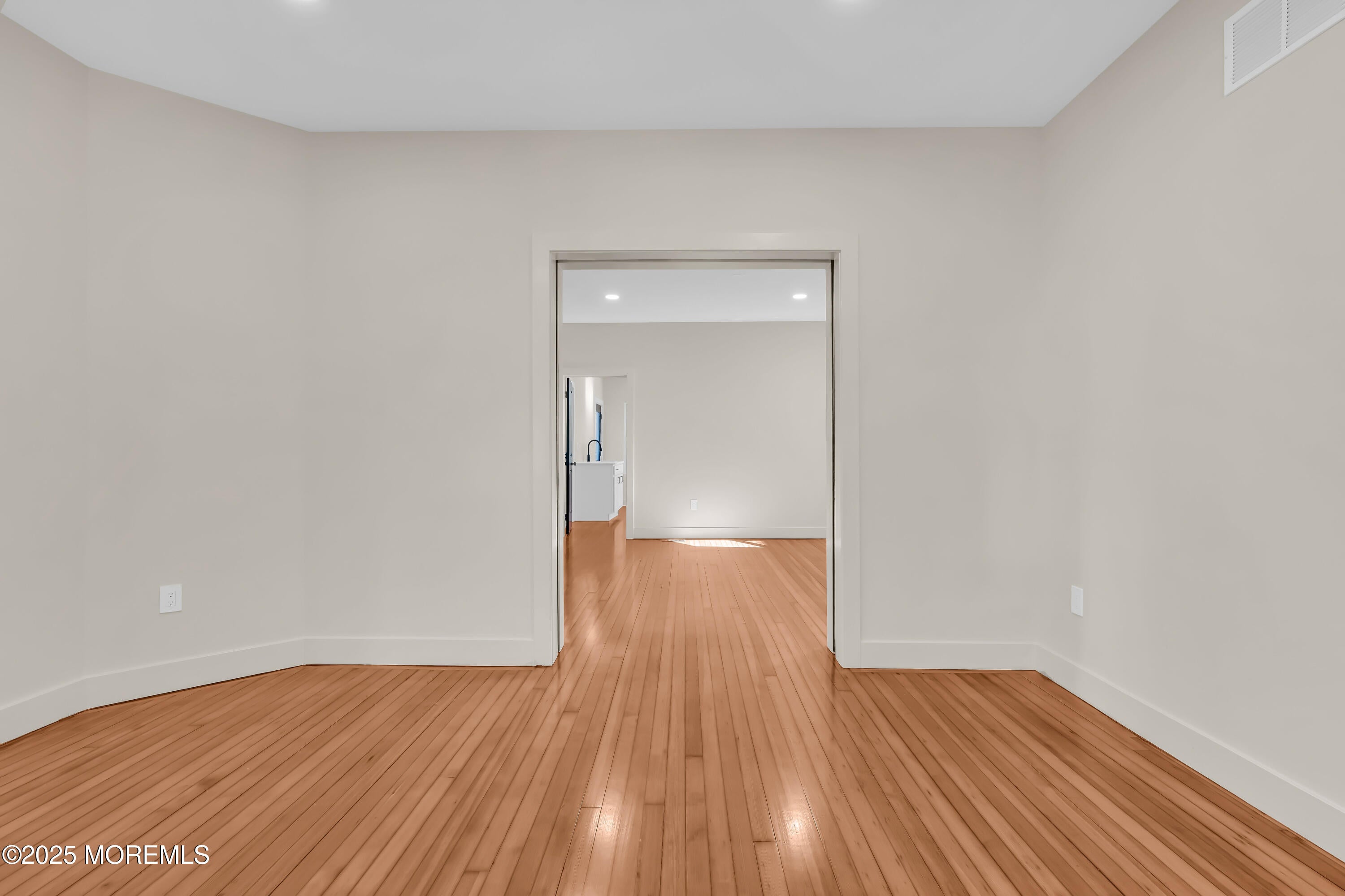 Asbury Park, New Jersey, 07712, United States, 6 Bedrooms Bedrooms, ,4 BathroomsBathrooms,Residential,Active,1929708