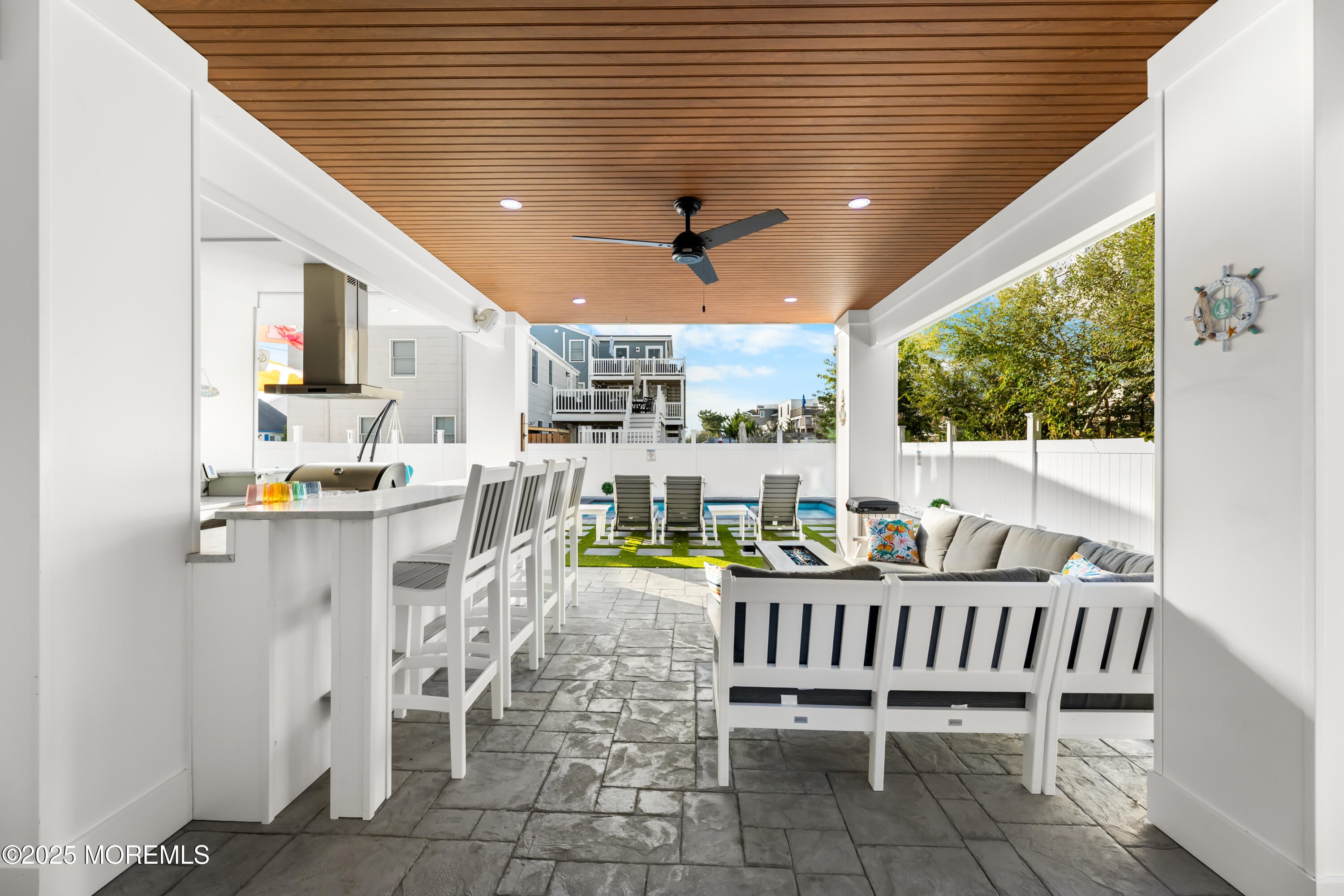 Beach Haven, New Jersey, 08008, United States, 6 Bedrooms Bedrooms, ,6 BathroomsBathrooms,Residential,Active,1969766