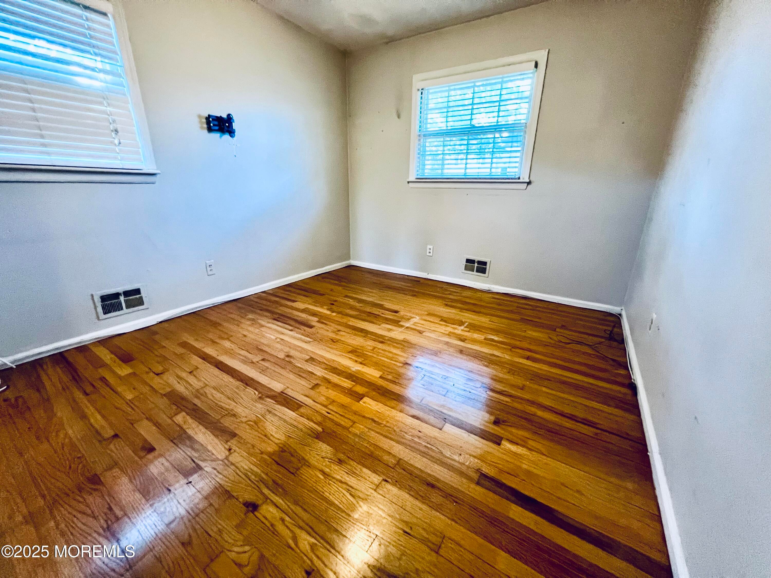 Oakhurst, New Jersey, 07755, United States, 4 Bedrooms Bedrooms, ,2 BathroomsBathrooms,Residential,Active,1905065