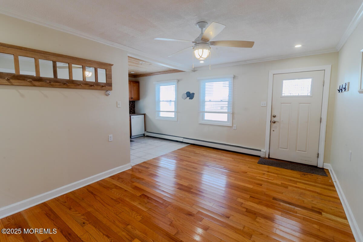 Seaside Heights, New Jersey, 08751, United States, 5 Bedrooms Bedrooms, ,3 BathroomsBathrooms,Residential,Active,1968429