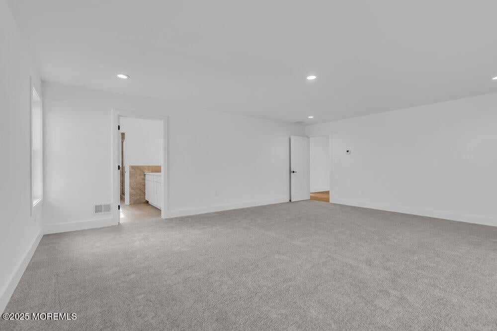 Toms River, New Jersey, 08755, United States, 5 Bedrooms Bedrooms, ,5 BathroomsBathrooms,Residential,Active,1997624