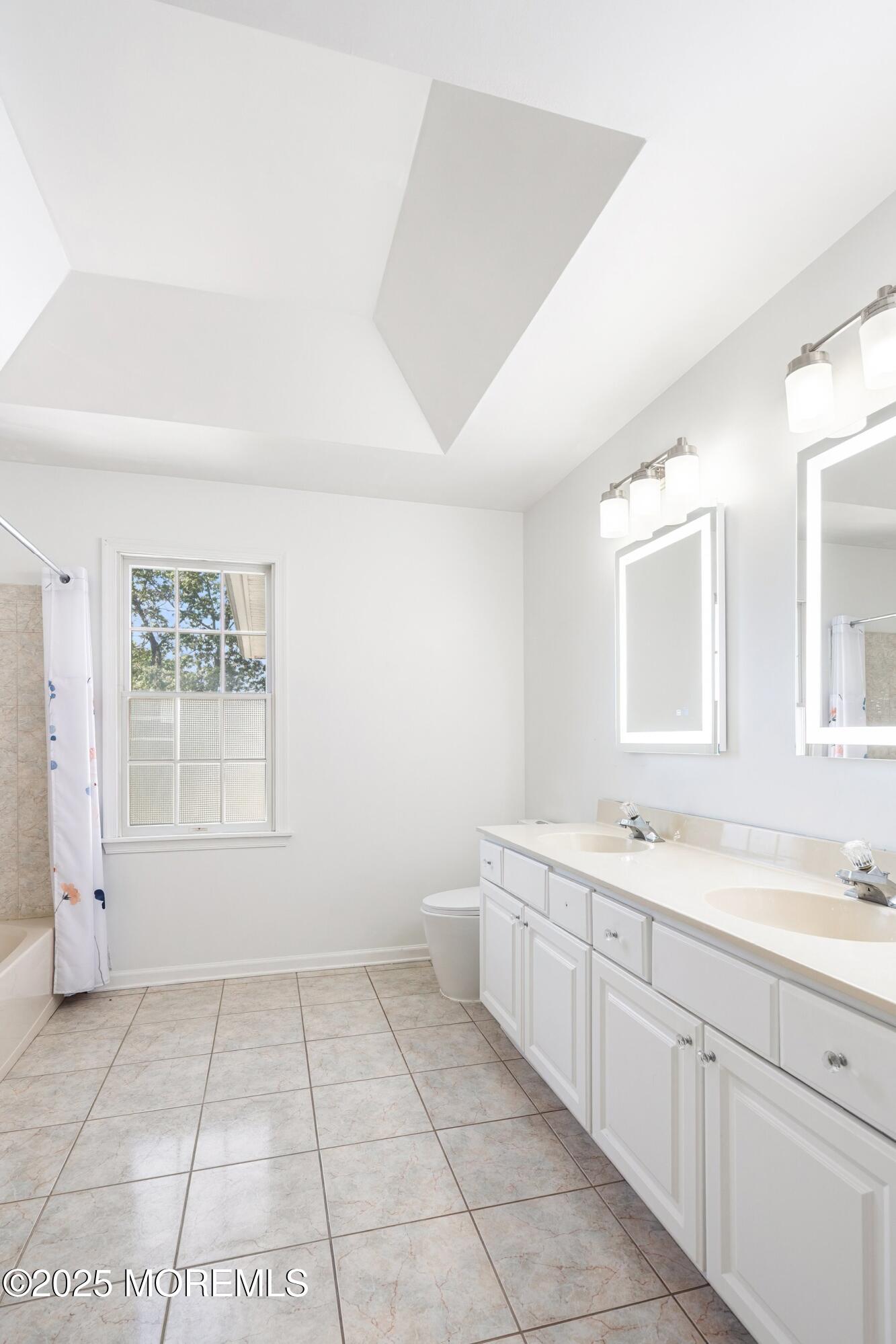 Manasquan, New Jersey, 08736, United States, 6 Bedrooms Bedrooms, ,5 BathroomsBathrooms,Residential,Active,1936615