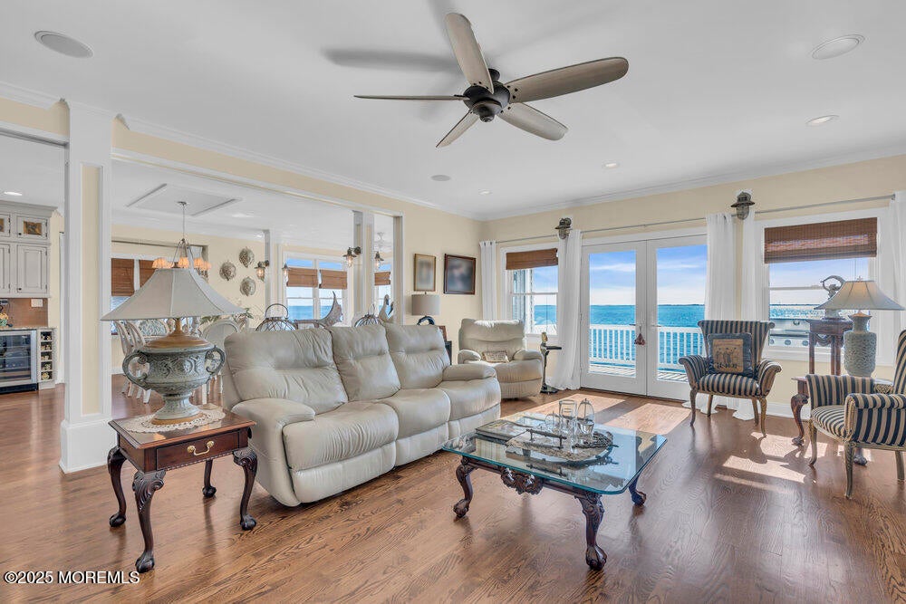 Waretown, New Jersey, 08758, United States, 4 Bedrooms Bedrooms, ,5 BathroomsBathrooms,Residential,Active,1926919