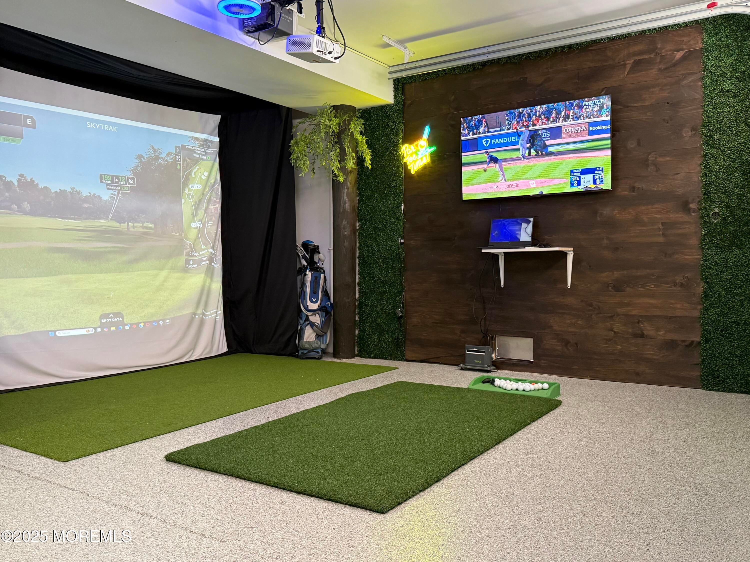 Beach Haven, New Jersey, 08008, United States, 6 Bedrooms Bedrooms, ,6 BathroomsBathrooms,Residential,Active,1969766