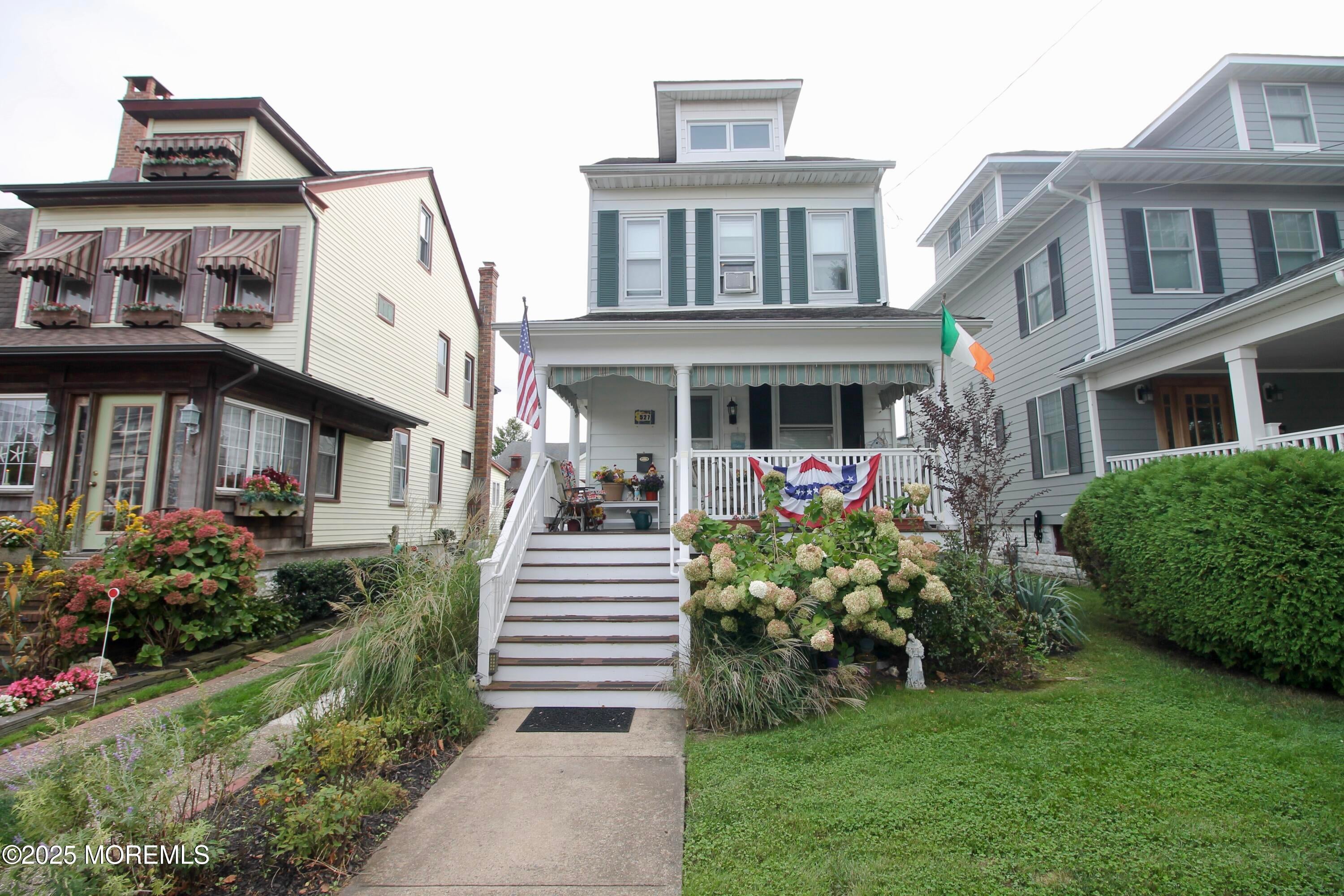 Belmar, New Jersey, 07719, United States, 3 Bedrooms Bedrooms, ,2 BathroomsBathrooms,Residential,Active,1953027