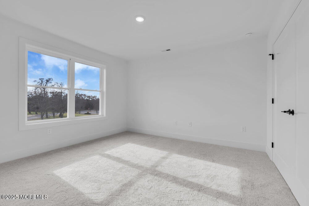 Toms River, New Jersey, 08755, United States, 5 Bedrooms Bedrooms, ,5 BathroomsBathrooms,Residential,Active,1997624