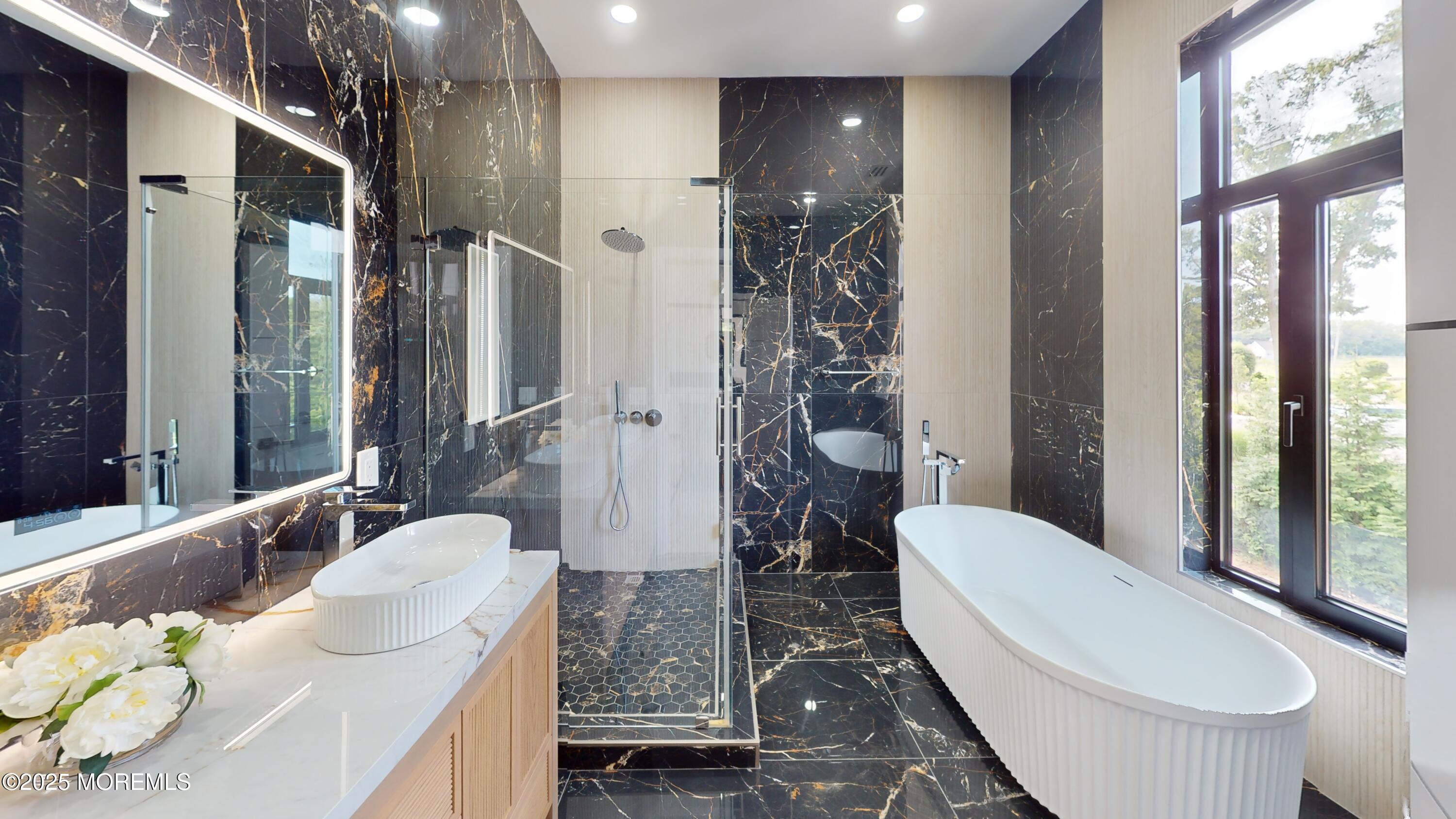 Marlboro, New Jersey, 07746, United States, 5 Bedrooms Bedrooms, ,5 BathroomsBathrooms,Residential,Active,1929654