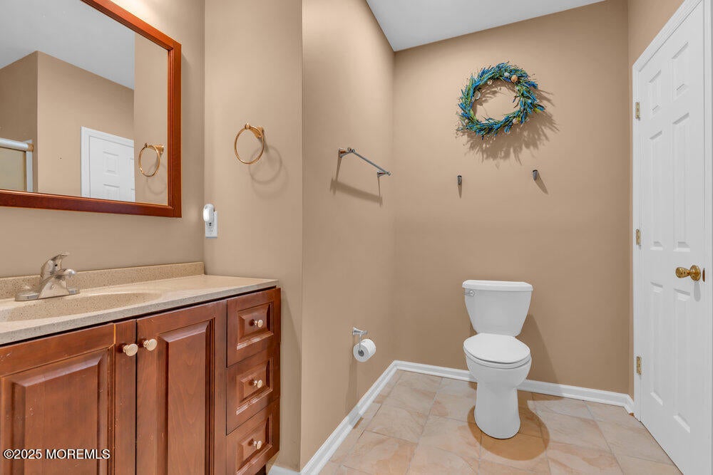 Manalapan, New Jersey, 07726, United States, 4 Bedrooms Bedrooms, ,4 BathroomsBathrooms,Residential,Active,1871928