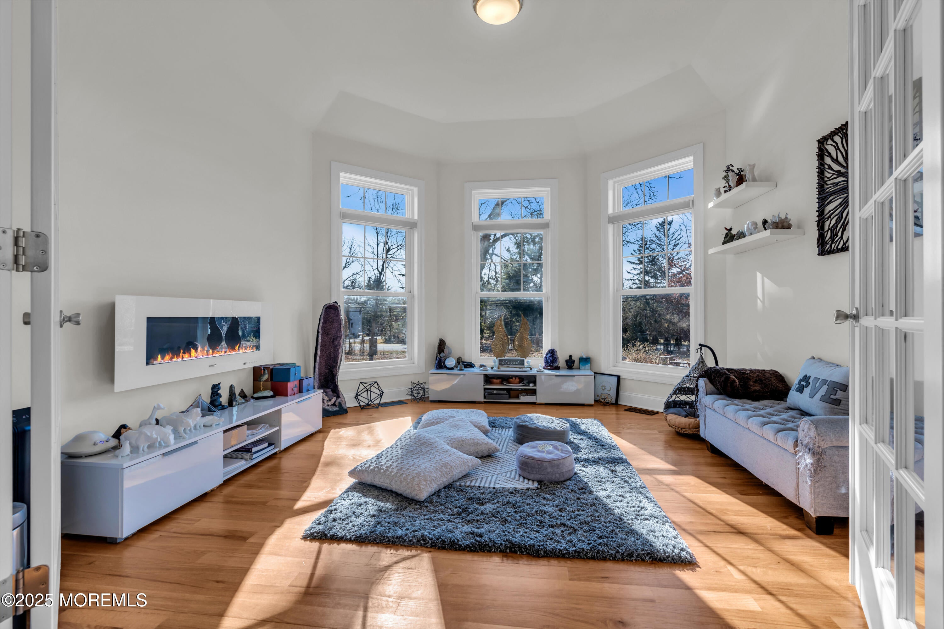 Millstone, New Jersey, 08510, United States, 4 Bedrooms Bedrooms, ,4 BathroomsBathrooms,Residential,Active,2007346