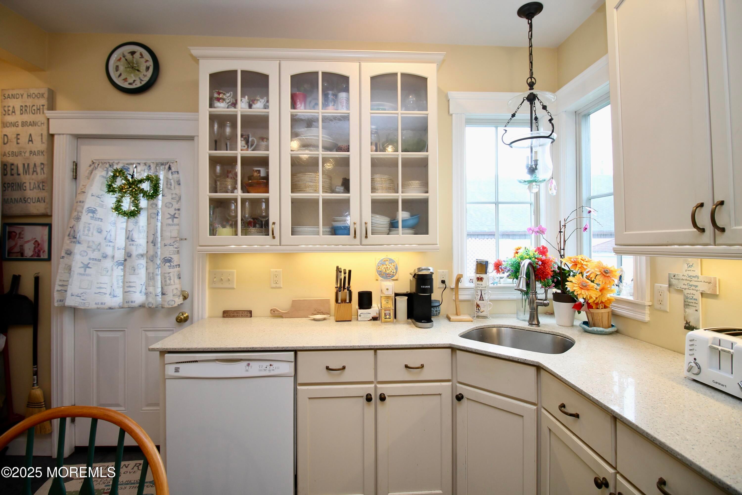 Belmar, New Jersey, 07719, United States, 3 Bedrooms Bedrooms, ,2 BathroomsBathrooms,Residential,Active,1953027