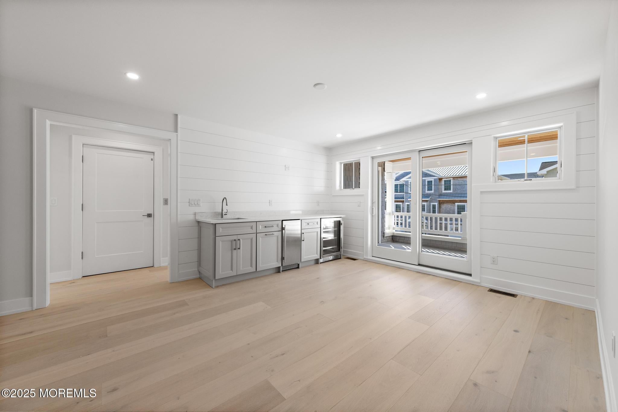 Long Beach Twp, New Jersey, 08008, United States, 6 Bedrooms Bedrooms, ,6 BathroomsBathrooms,Residential,Active,1927681