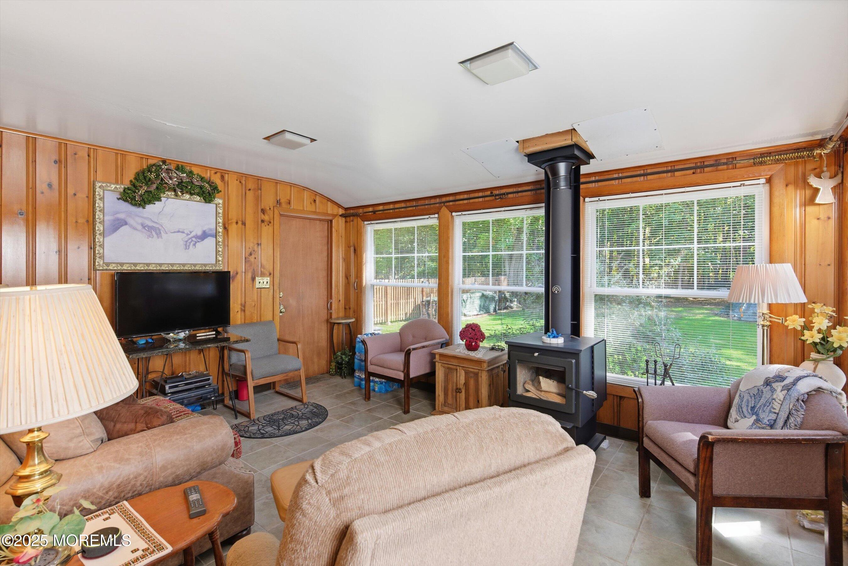 Fair Haven, New Jersey, 07704, United States, 5 Bedrooms Bedrooms, ,2 BathroomsBathrooms,Residential,Active,1987259