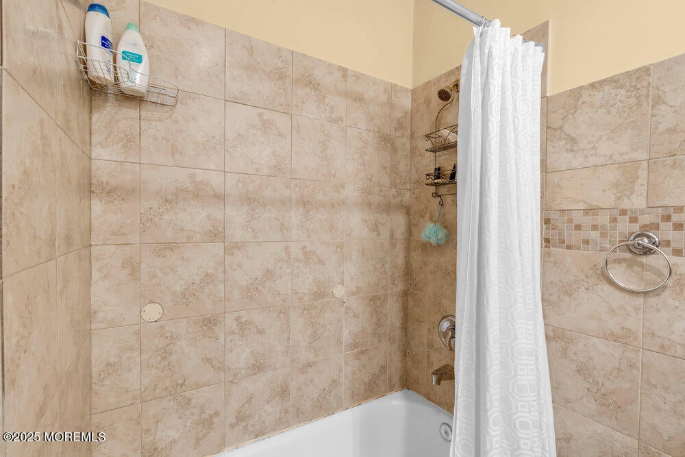 Jackson, New Jersey, 08527, United States, 5 Bedrooms Bedrooms, ,5 BathroomsBathrooms,Residential,Active,1992255