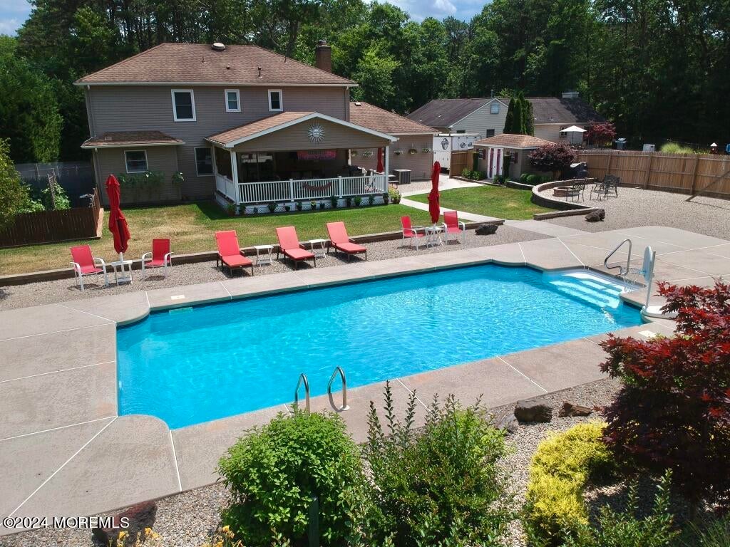 Jackson, New Jersey, 08527, United States, 4 Bedrooms Bedrooms, ,4 BathroomsBathrooms,Residential,Active,1992240