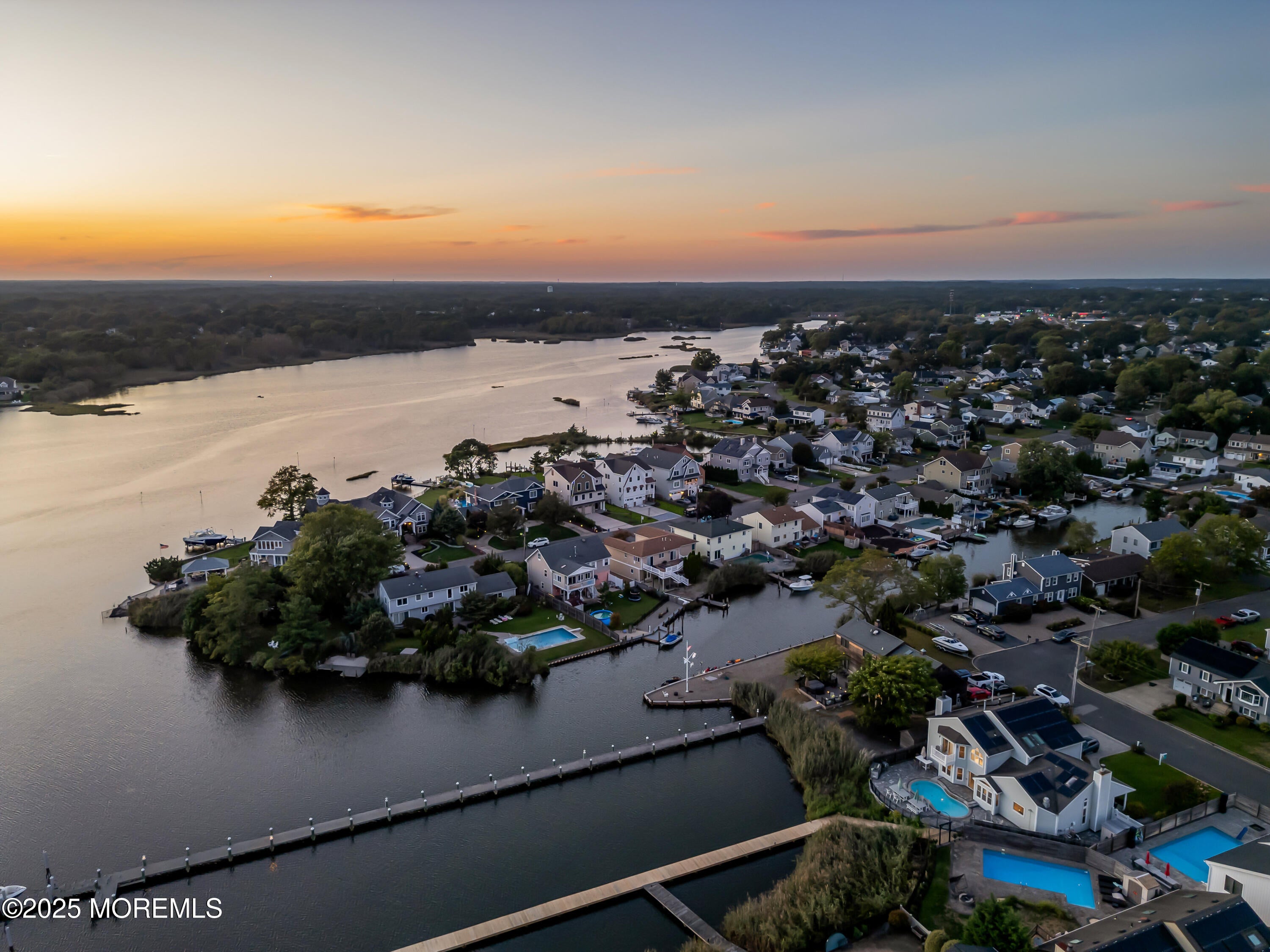 Point Pleasant, New Jersey, 08742, United States, 5 Bedrooms Bedrooms, ,4 BathroomsBathrooms,Residential,Active,1992294