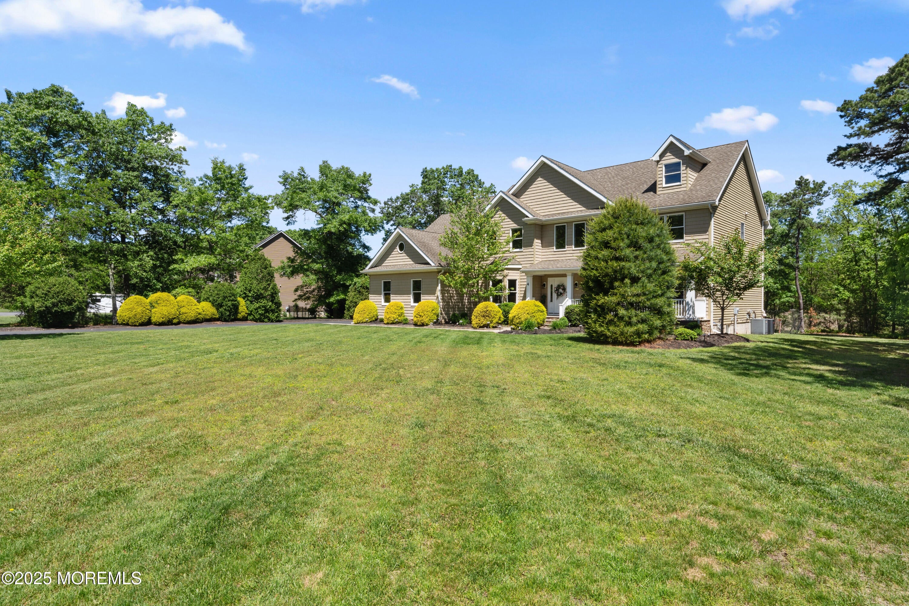 Howell, New Jersey, 07731, United States, 4 Bedrooms Bedrooms, ,3 BathroomsBathrooms,Residential,Active,1903222