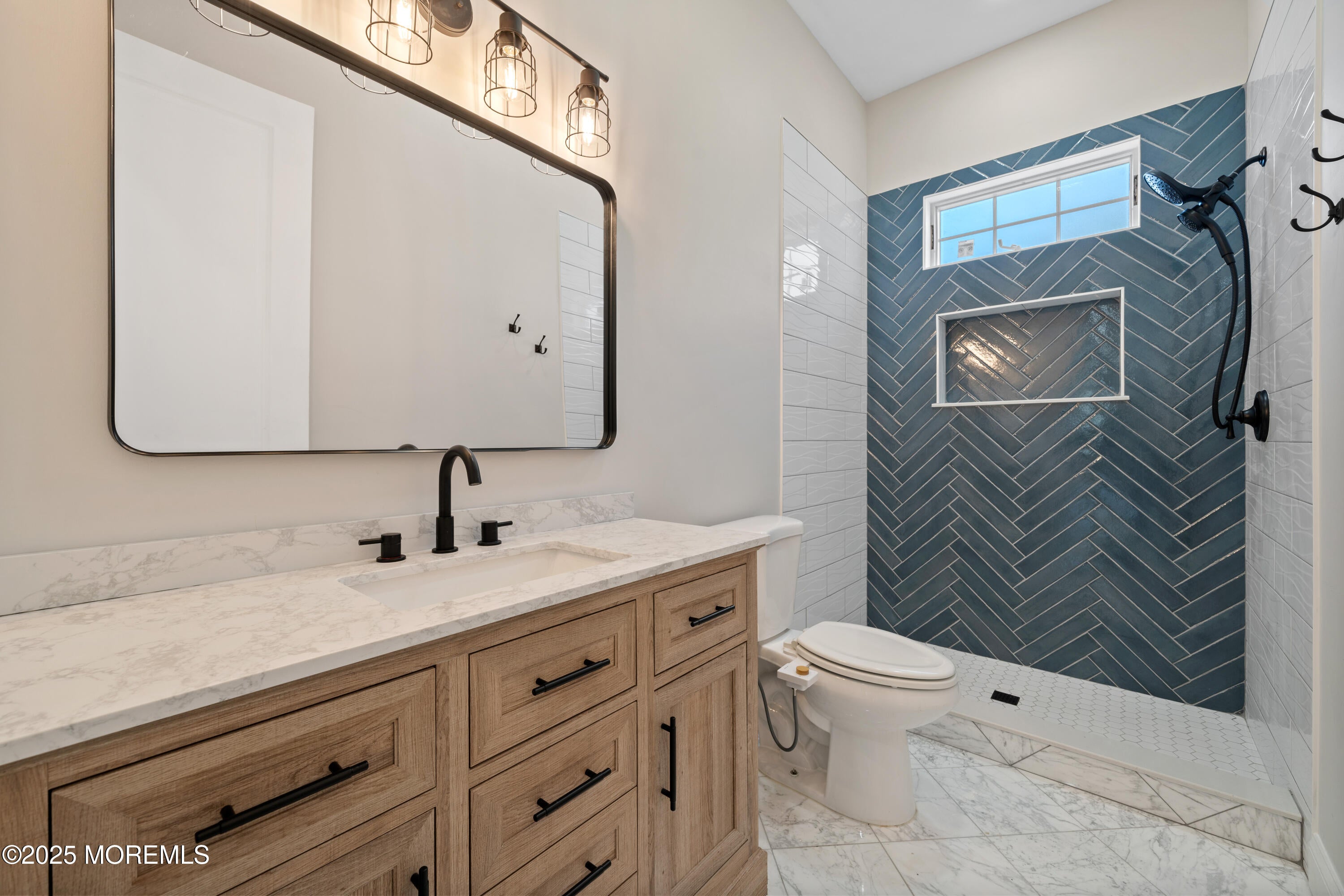 Waretown, New Jersey, 08758, United States, 4 Bedrooms Bedrooms, ,3 BathroomsBathrooms,Residential,Active,1903205
