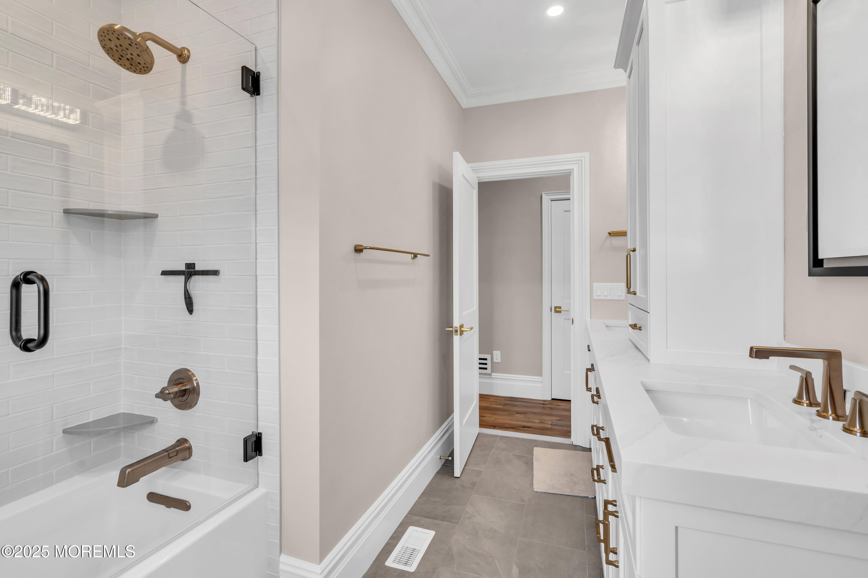 Toms River, New Jersey, 08753, United States, 8 Bedrooms Bedrooms, ,7 BathroomsBathrooms,Residential,Active,1996584