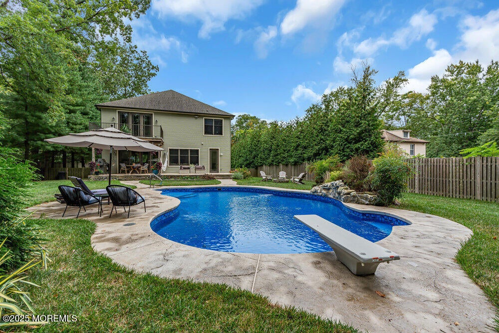 Eatontown, New Jersey, 07724, United States, 5 Bedrooms Bedrooms, ,3 BathroomsBathrooms,Residential,Active,1922289