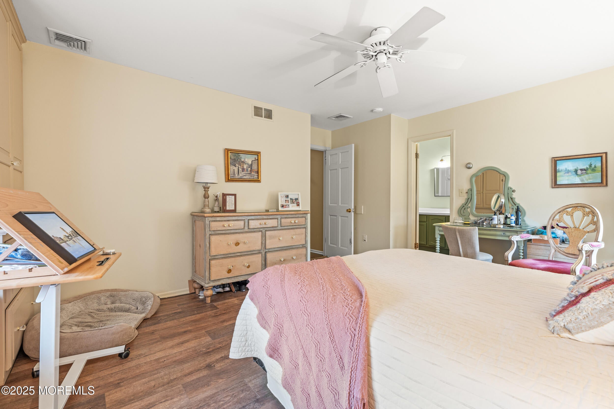 Allenwood, New Jersey, 08720, United States, 5 Bedrooms Bedrooms, ,3 BathroomsBathrooms,Residential,Active,1849537