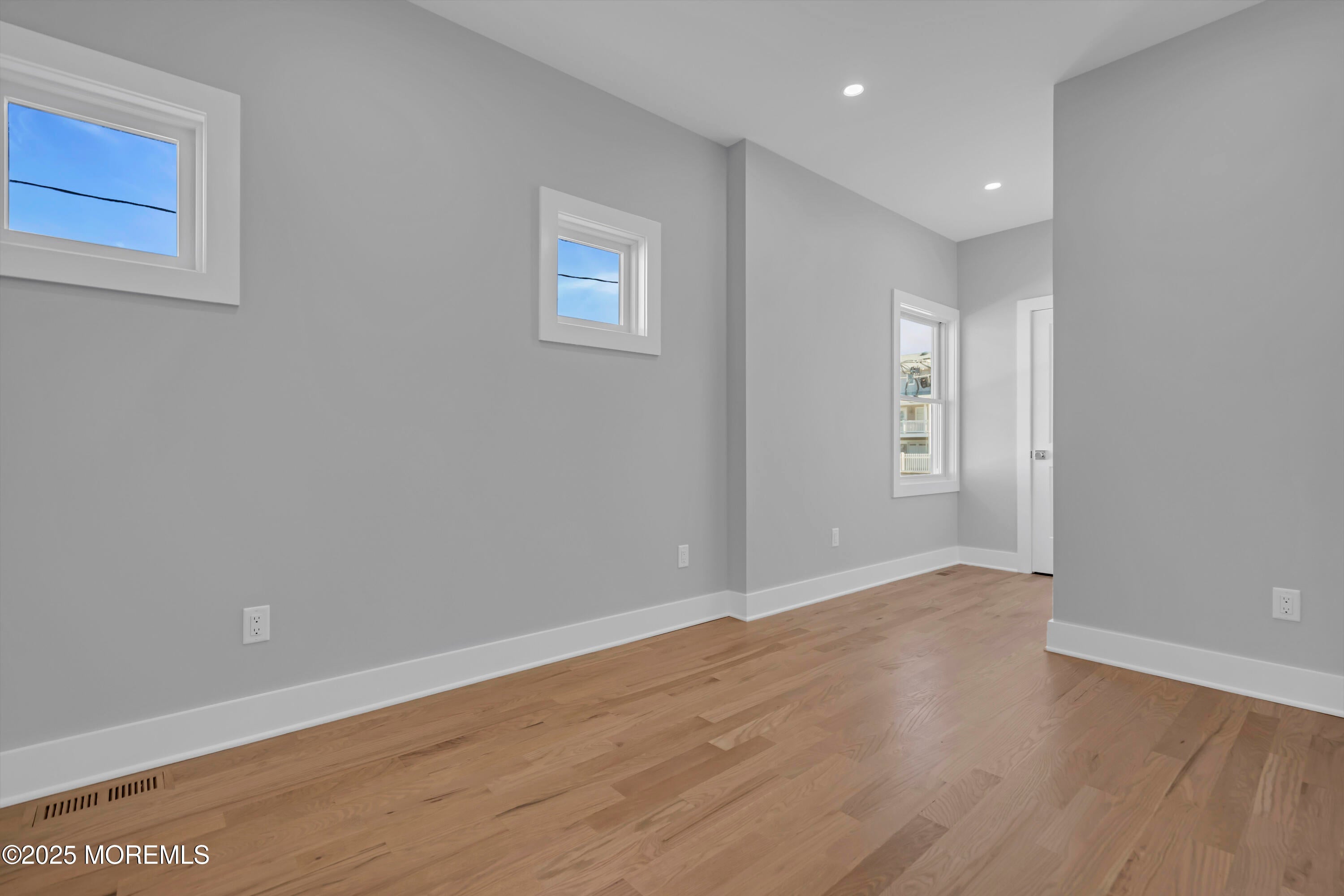 Ortley Beach, New Jersey, 08751, United States, 4 Bedrooms Bedrooms, ,4 BathroomsBathrooms,Residential,Pending,1969668