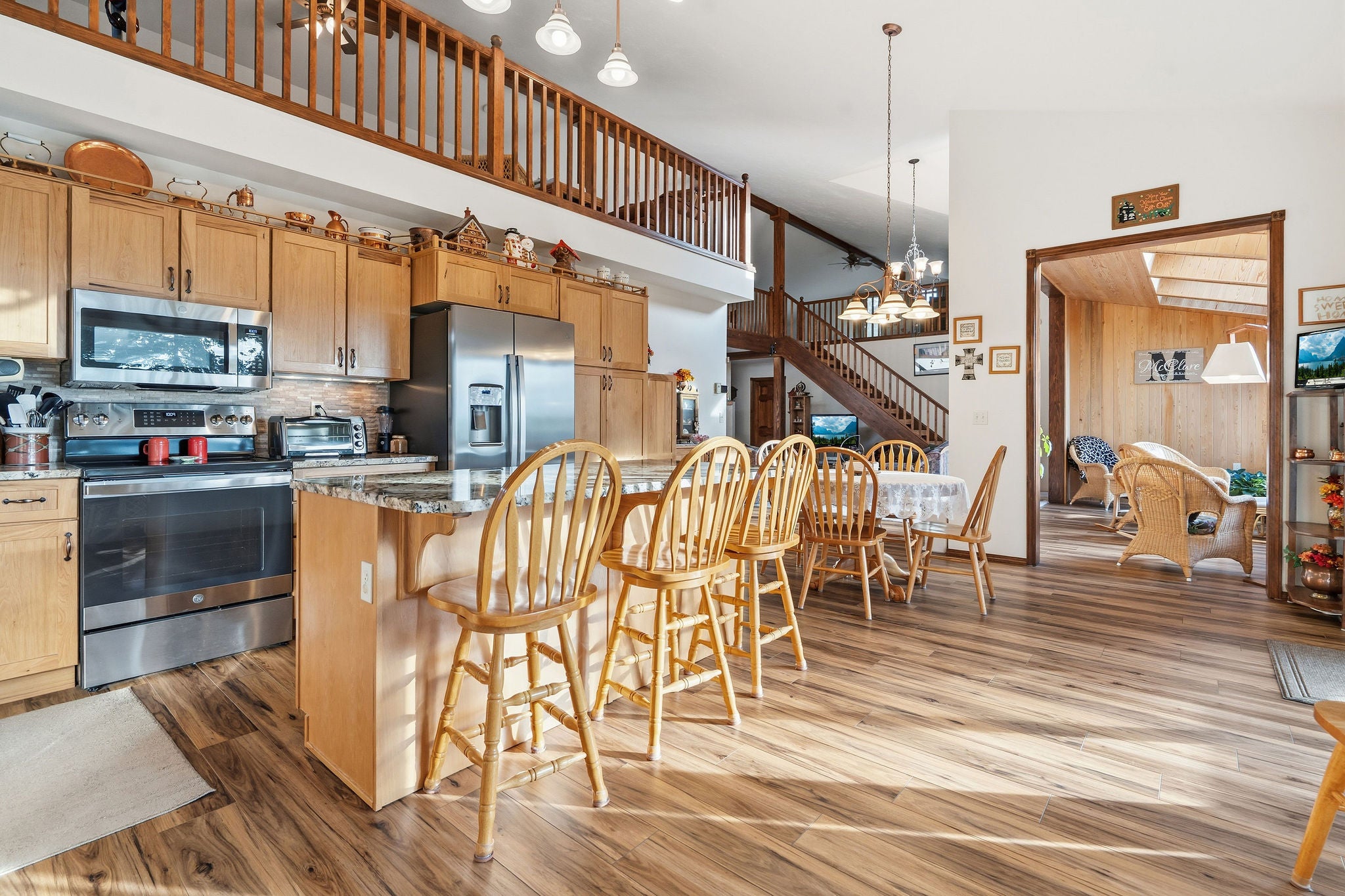 Somers, Montana, 59932, United States, 4 Bedrooms Bedrooms, ,4 BathroomsBathrooms,Residential,Active,2009840