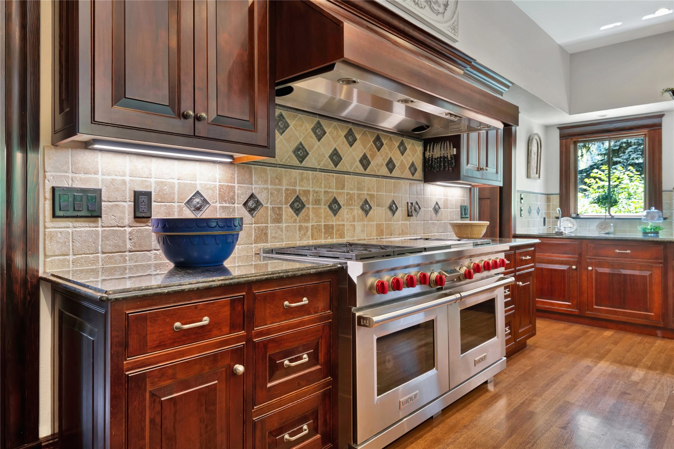 Missoula, Montana, 59802, United States, 5 Bedrooms Bedrooms, ,6 BathroomsBathrooms,Residential,Active,1753892