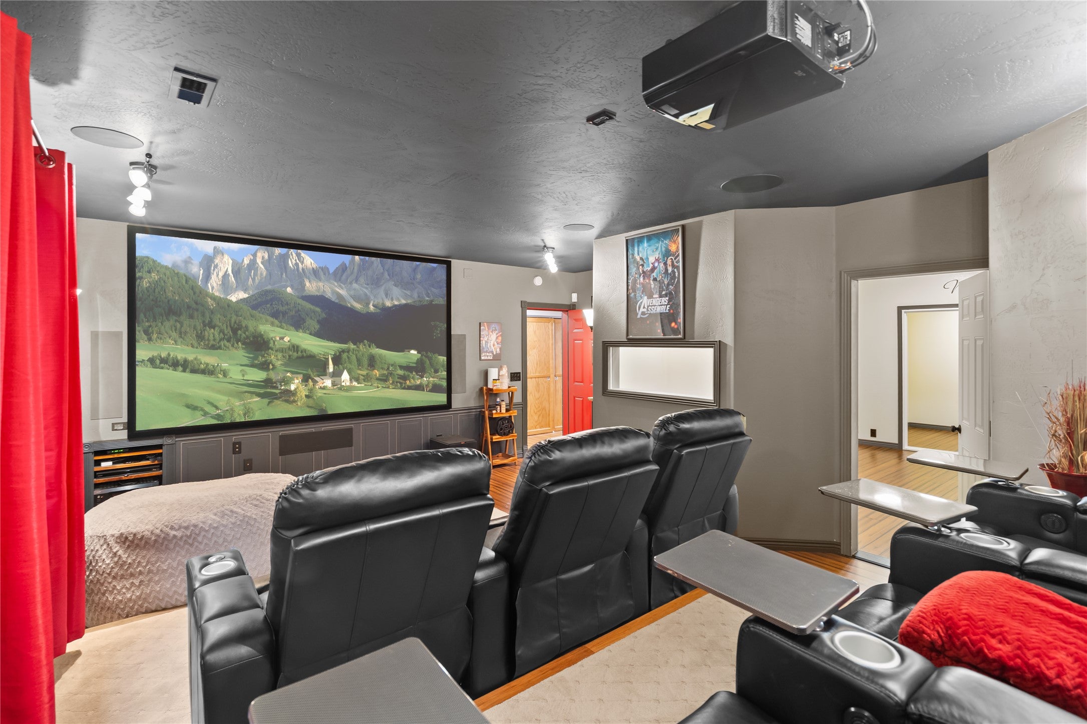 Kalispell, Montana, 59901, United States, 5 Bedrooms Bedrooms, ,3 BathroomsBathrooms,Residential,Active,1753509