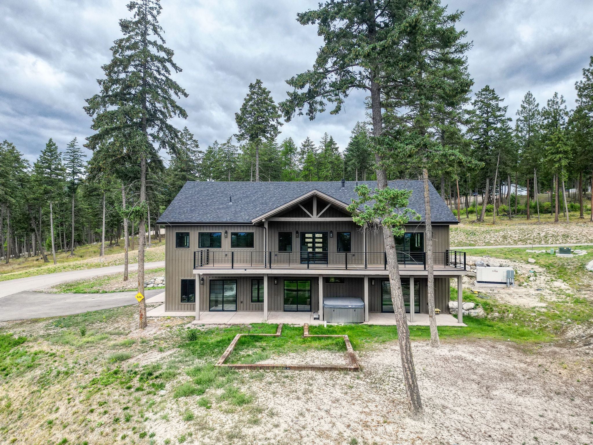 Lakeside, Montana, 59922, United States, 4 Bedrooms Bedrooms, ,4 BathroomsBathrooms,Residential,Active,1914632