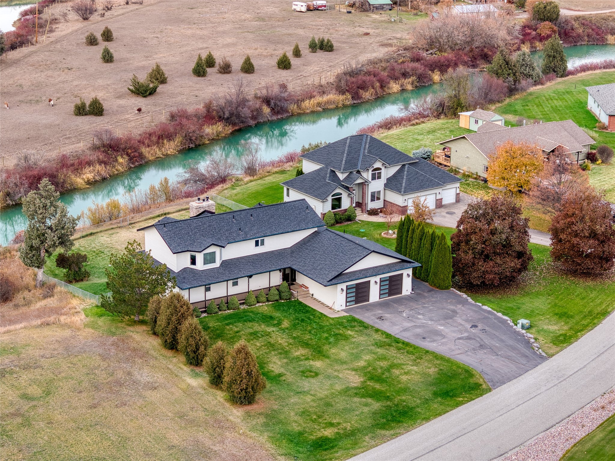 Kalispell, Montana, 59901, United States, 5 Bedrooms Bedrooms, ,4 BathroomsBathrooms,Residential,Active,1994970