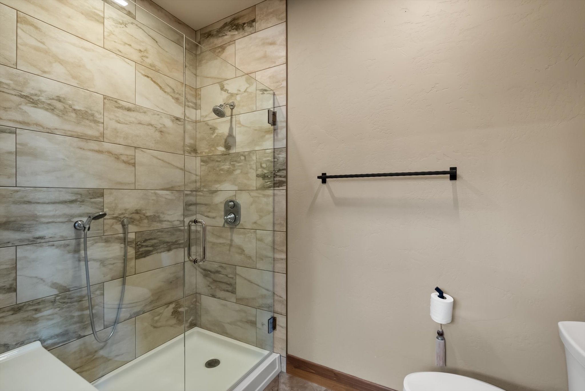 Kalispell, Montana, 59901, United States, 3 Bedrooms Bedrooms, ,3 BathroomsBathrooms,Residential,Active,1922543