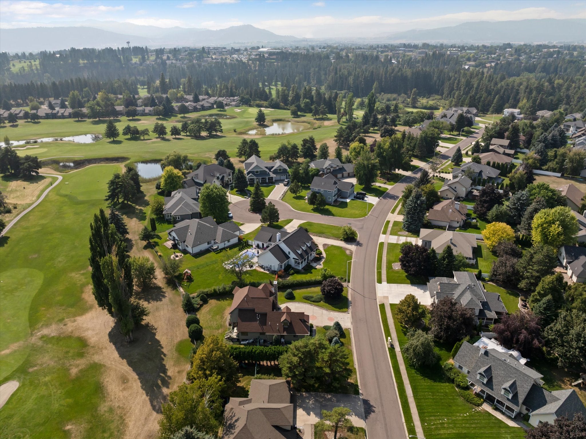 Kalispell, Montana, 59901, United States, 5 Bedrooms Bedrooms, ,4 BathroomsBathrooms,Residential,Active,1907966